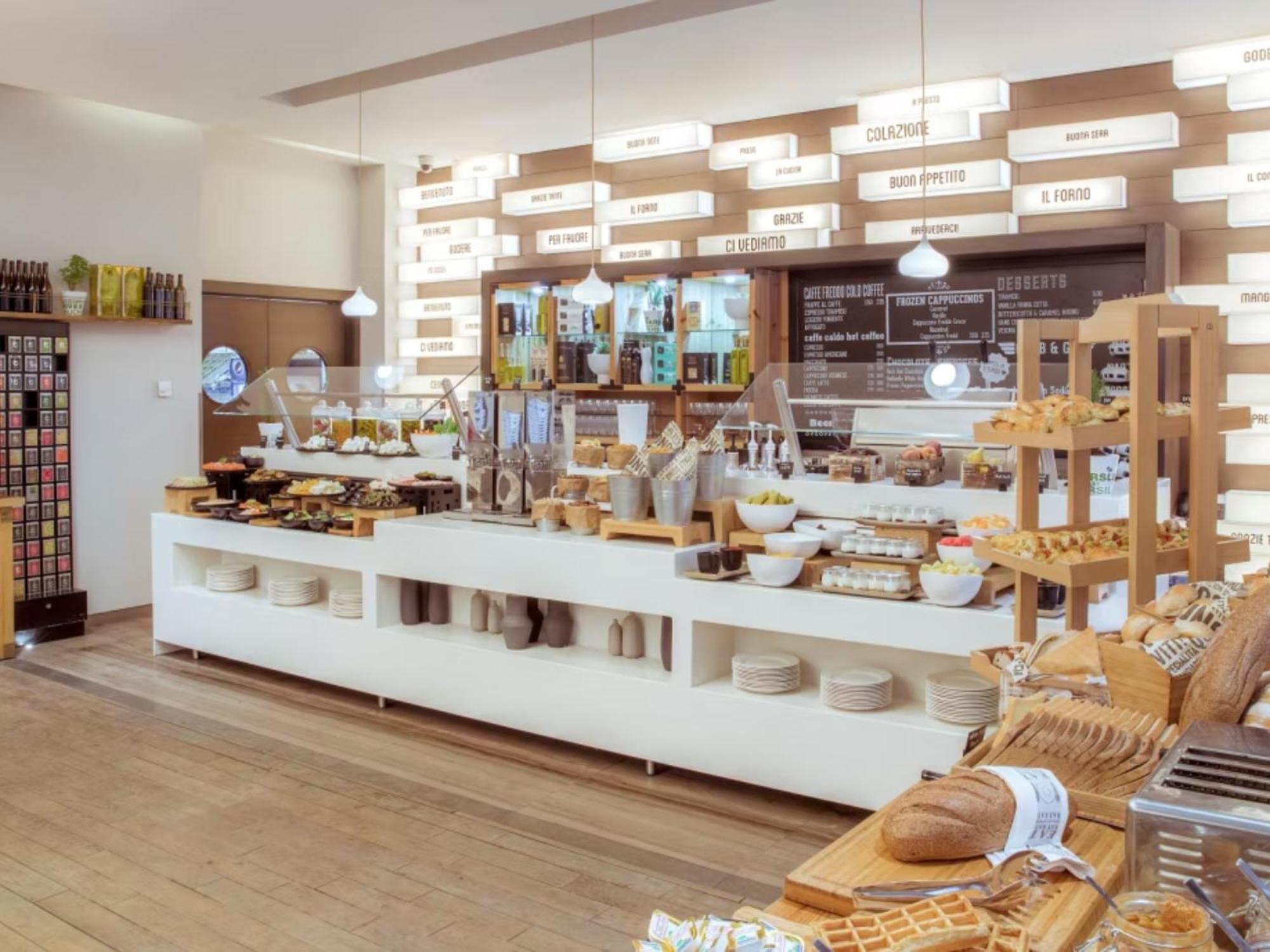 The Abdali Boulevard Hotel Амман Екстер'єр фото The deli at the hotel